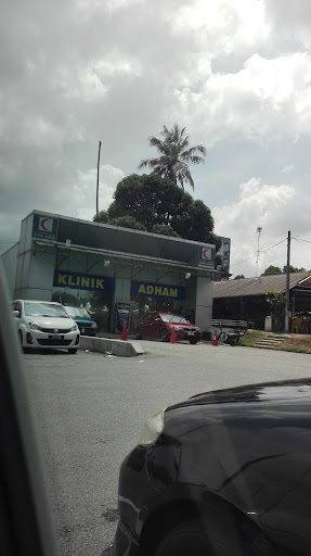 Klinik Adham Kulai