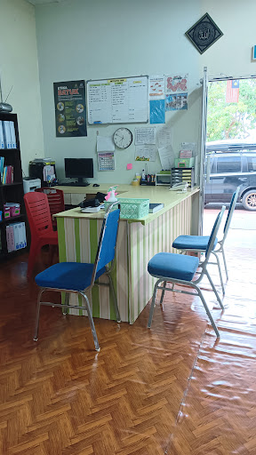 Klinik Desa Air Molek