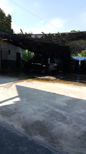 Klinik Desa Batu Laut