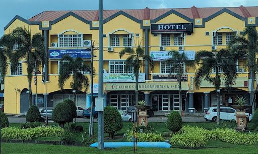 Klinik Syed Badaruddin Kerteh Jumaat buka (678440-A)